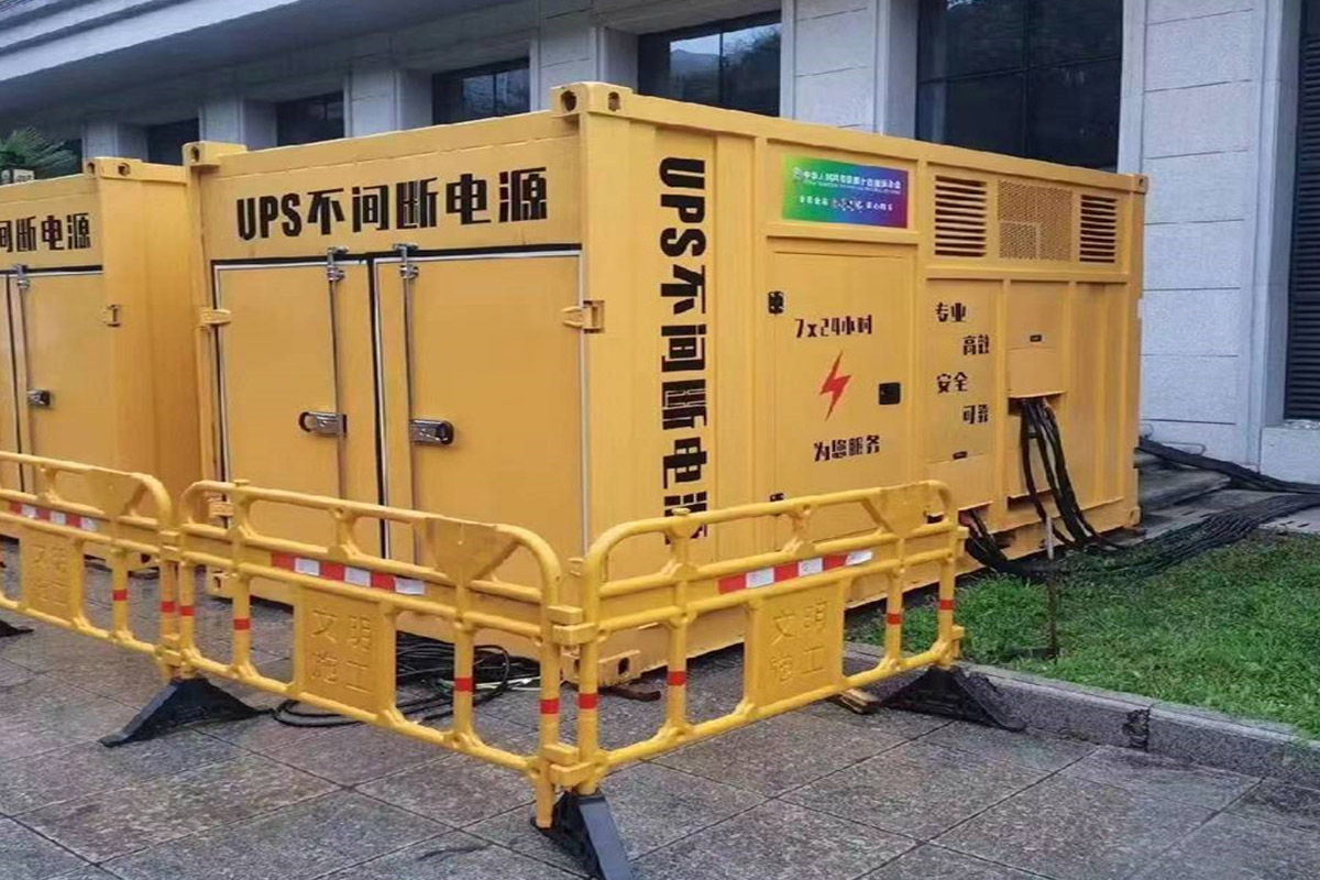 高安发电机租赁施工现场